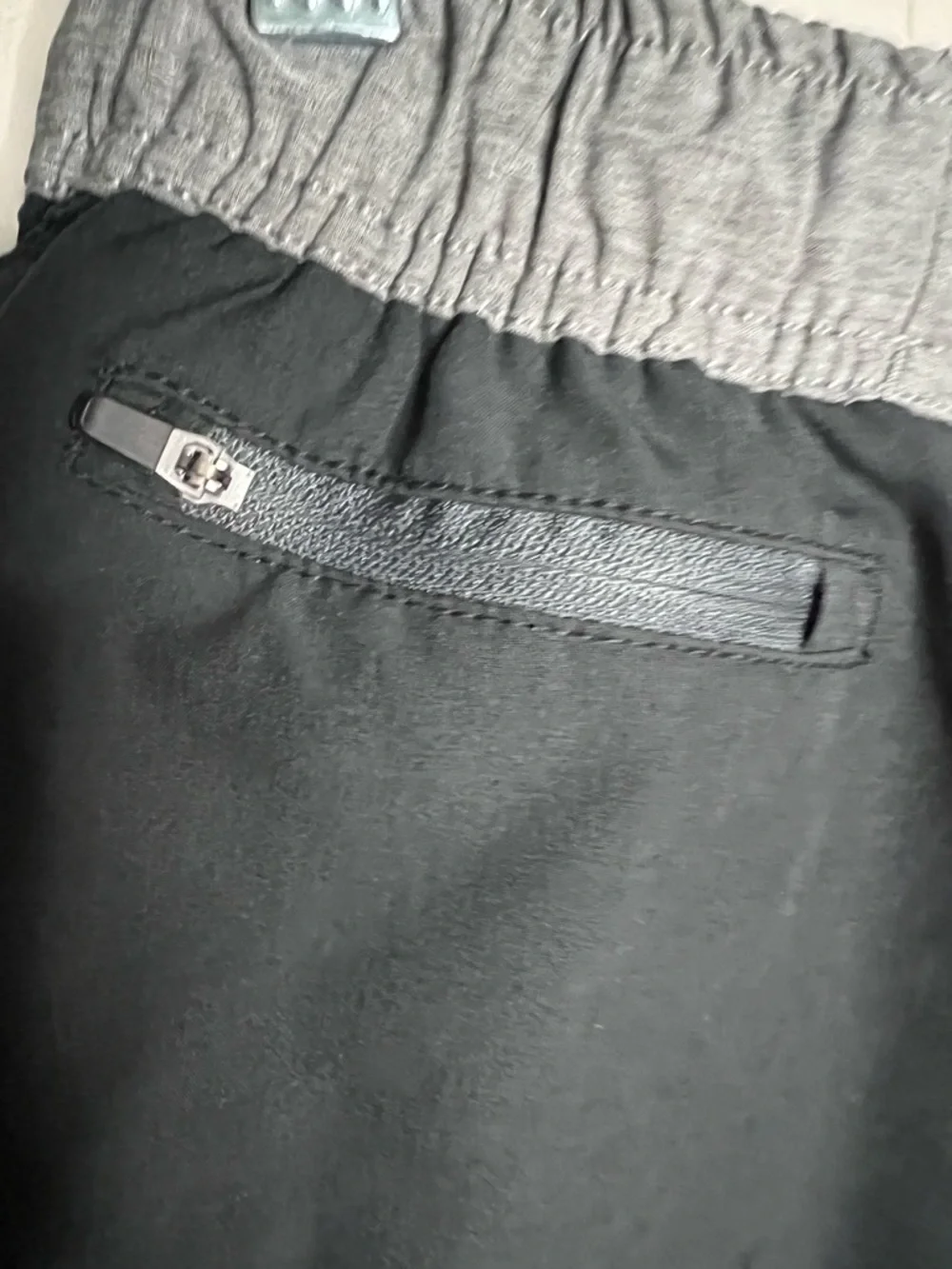 Vuori Banks Unlined Black Gray Athletic Shorts